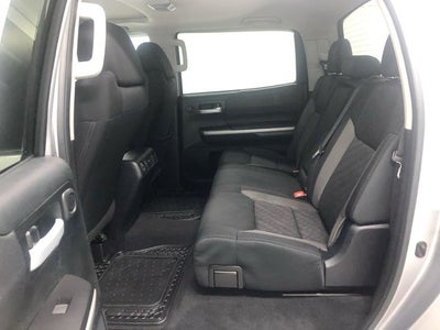 2017 Toyota 4X4 TUNDRA CREWMAX SR5 5.7L SR5