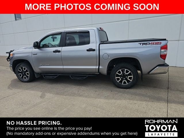 2017 Toyota 4X4 TUNDRA CREWMAX SR5 5.7L SR5