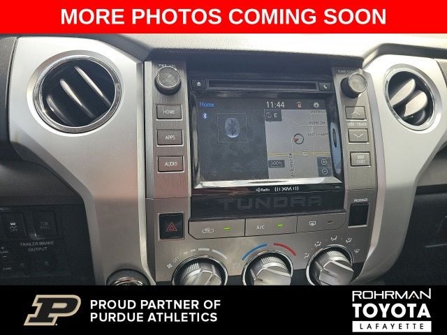 2017 Toyota 4X4 TUNDRA CREWMAX SR5 5.7L SR5