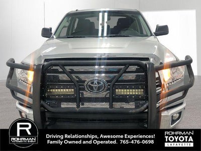 2017 Toyota 4X4 TUNDRA CREWMAX SR5 5.7L SR5
