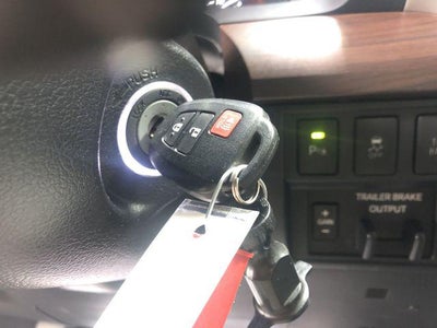 2019 Toyota TUNDRA 4X4 Limited CrewMax