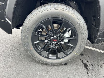 2025 Toyota TUNDRA 4X4 SR5