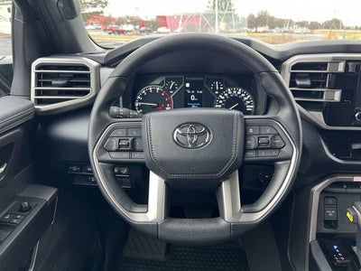 2025 Toyota TUNDRA 4X4 SR5