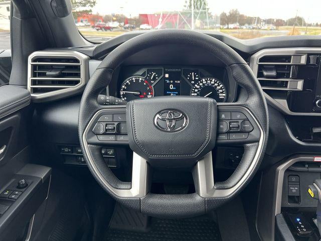 2025 Toyota TUNDRA 4X4 SR5