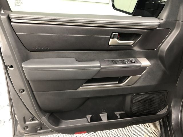 2023 Toyota TUNDRA 4X4 SR5