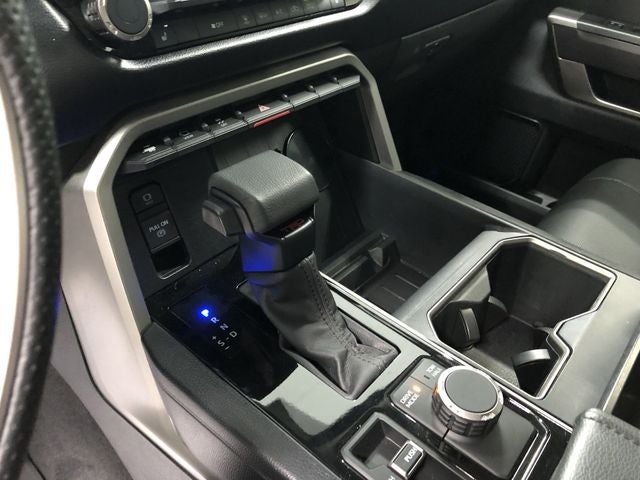 2023 Toyota TUNDRA 4X4 SR5