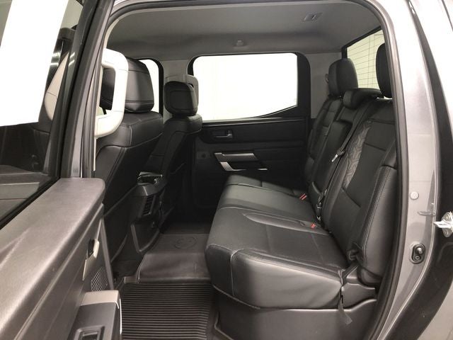 2023 Toyota TUNDRA 4X4 SR5