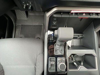 2024 Toyota TUNDRA 4X4 SR5