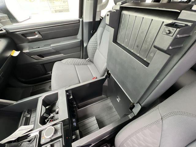 2024 Toyota TUNDRA 4X4 SR5