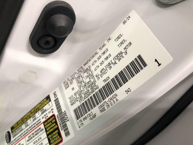 2024 Toyota TUNDRA 4X4 SR5