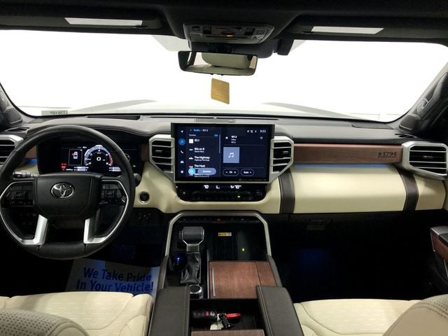 2022 Toyota TUNDRA 4X4 1794