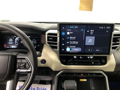 2022 Toyota TUNDRA 4X4 1794