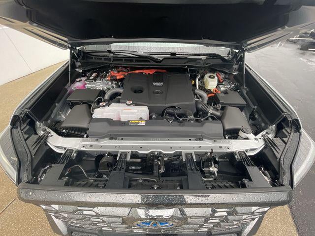 2024 Toyota Tundra i-FORCE MAX Platinum