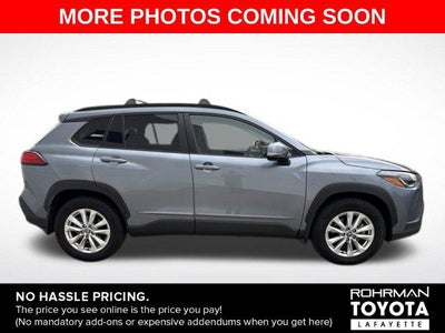 2024 Toyota Corolla Cross LE