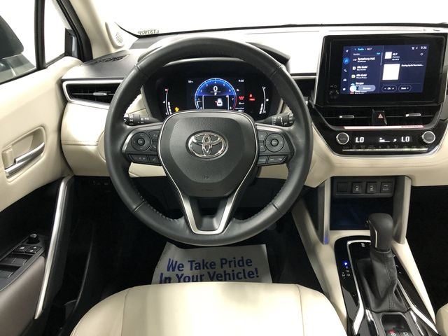 2023 Toyota Corolla Cross XLE
