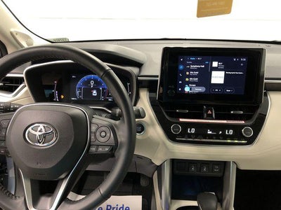 2023 Toyota Corolla Cross XLE