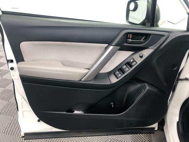 2016 Subaru Forester 2.5i