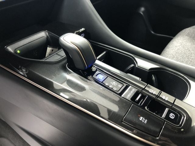 2024 Toyota CROWN XLE