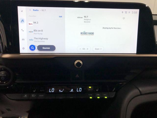 2024 Toyota CROWN XLE