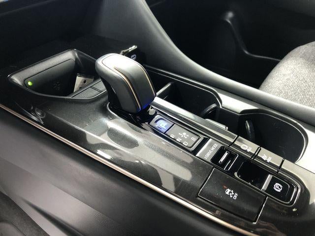 2024 Toyota CROWN XLE