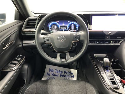 2024 Toyota CROWN XLE