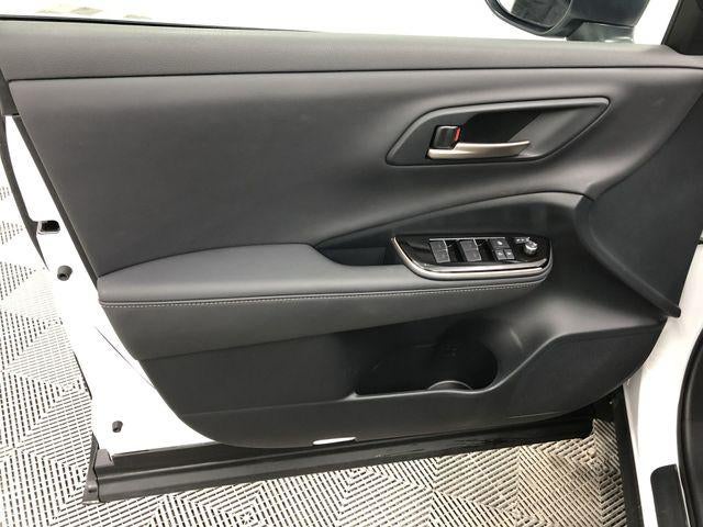 2024 Toyota CROWN XLE