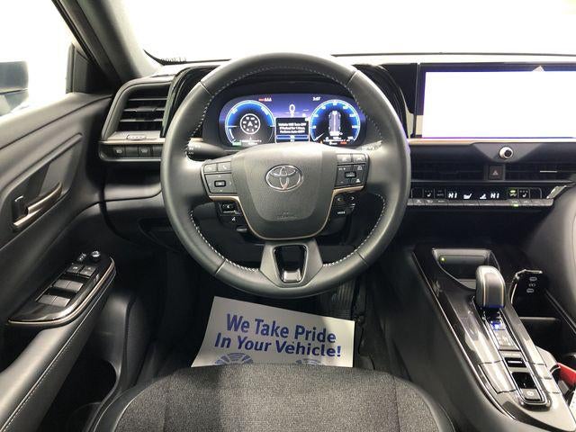 2024 Toyota CROWN XLE