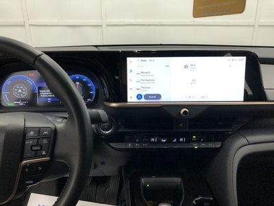 2024 Toyota CROWN XLE