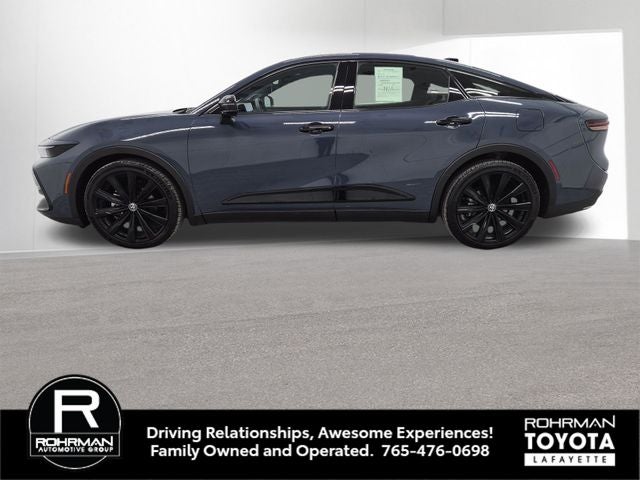 2025 Toyota CROWN Nightshade