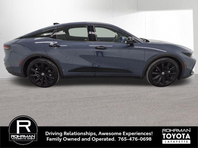 2025 Toyota CROWN Nightshade