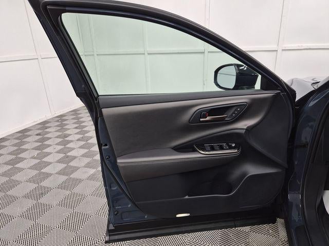 2025 Toyota CROWN Nightshade