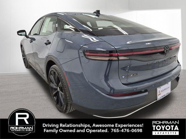 2025 Toyota CROWN Nightshade