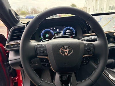 2025 Toyota CROWN SIGNIA Limited