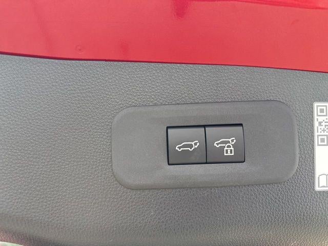 2025 Toyota CROWN SIGNIA Limited