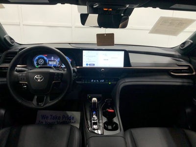 2025 Toyota Toyota Crown Signia Limited