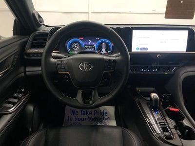 2025 Toyota Toyota Crown Signia Limited