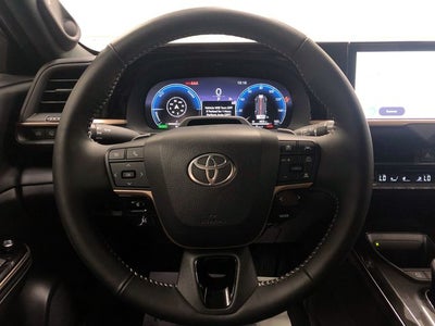 2025 Toyota Toyota Crown Signia Limited