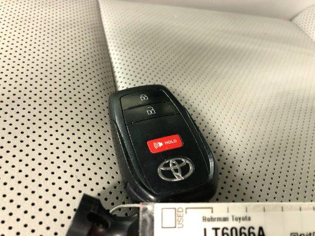 2024 Toyota Prius XLE