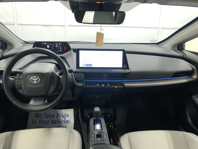 2024 Toyota PRIUS XLE
