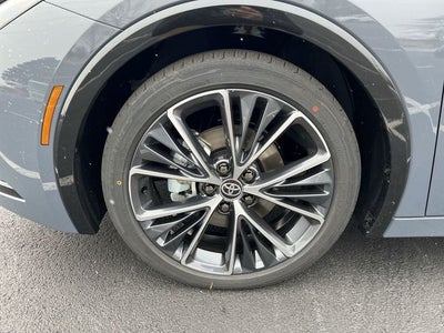 2024 Toyota PRIUS XLE