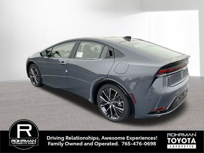2024 Toyota PRIUS XLE