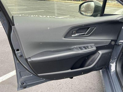 2024 Toyota PRIUS XLE