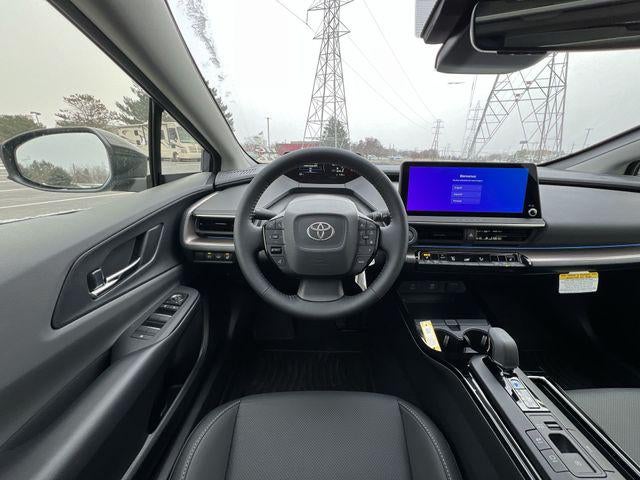 2024 Toyota PRIUS XLE