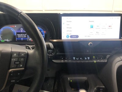 2023 Toyota Toyota Crown PLT Platinum