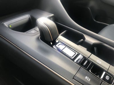 2023 Toyota Toyota Crown PLT Platinum