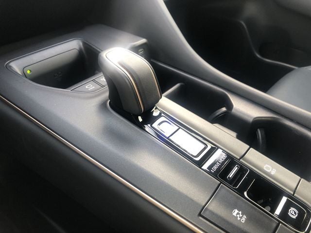 2023 Toyota Toyota Crown PLT Platinum