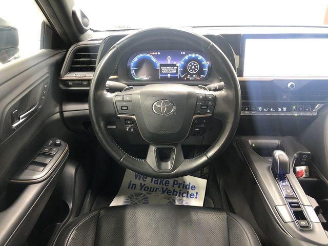 2023 Toyota Toyota Crown PLT Platinum