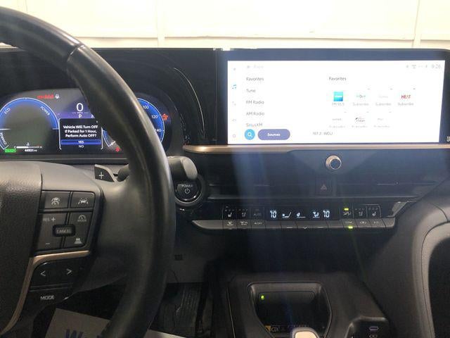 2023 Toyota Toyota Crown PLT Platinum