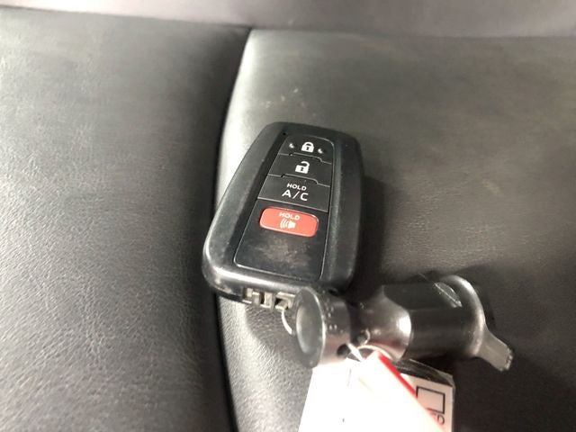 2022 Toyota Prius Prime XLE