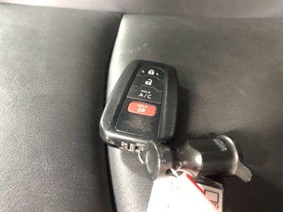 2022 Toyota Prius Prime XLE